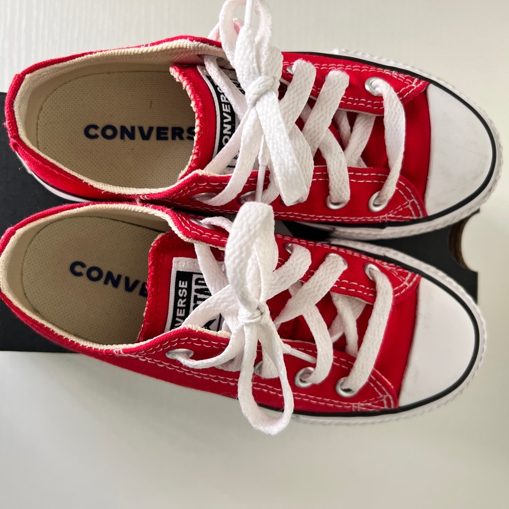 Red All Stars converse